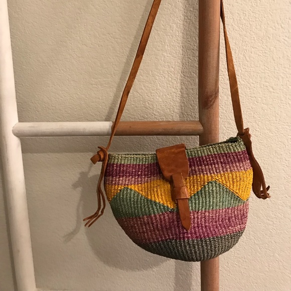 Free People Handbags - Vintage 70’s handmade bohemian natural woven colorful purse